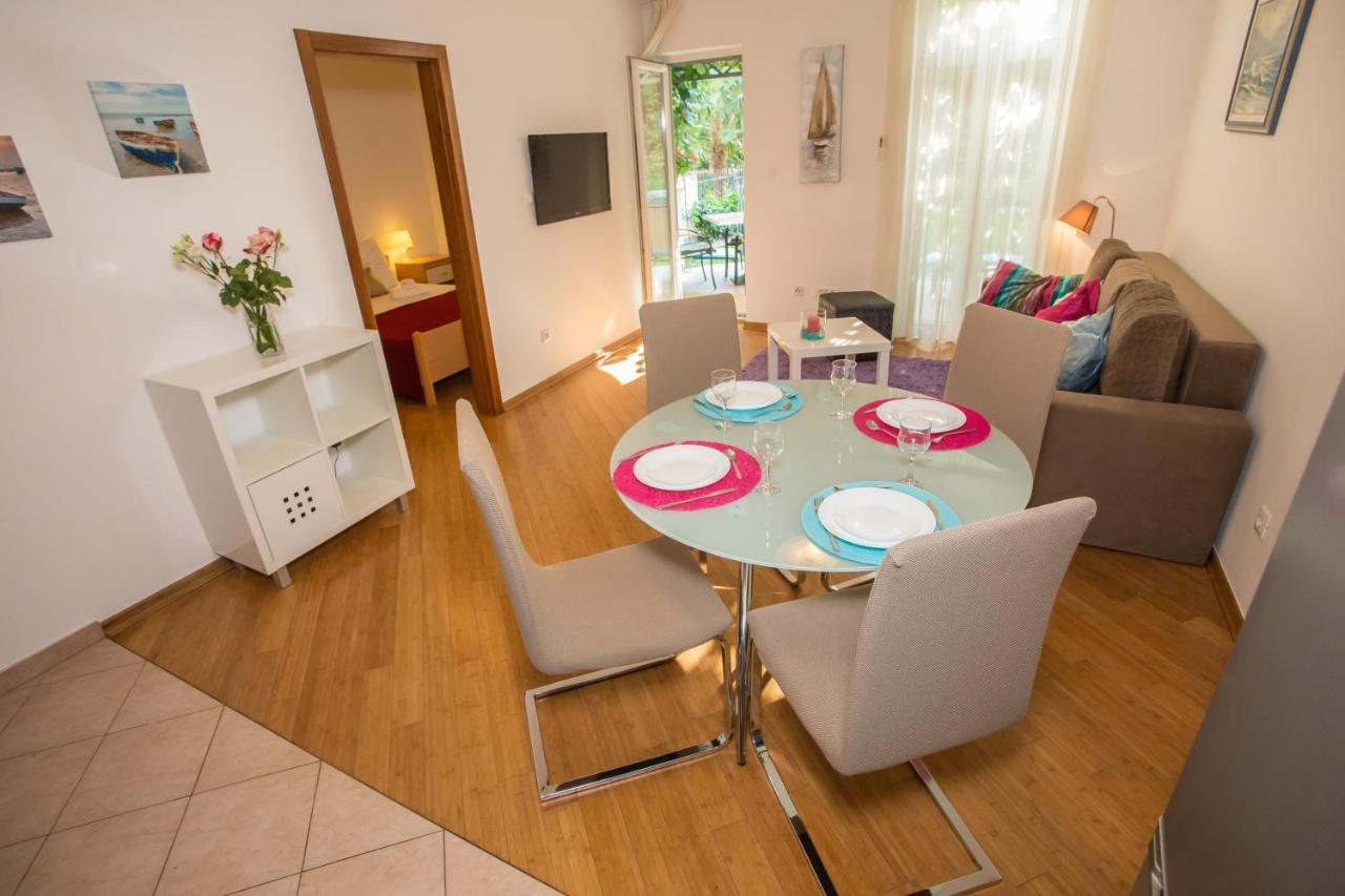 Apartment Bela Porec Esterno foto