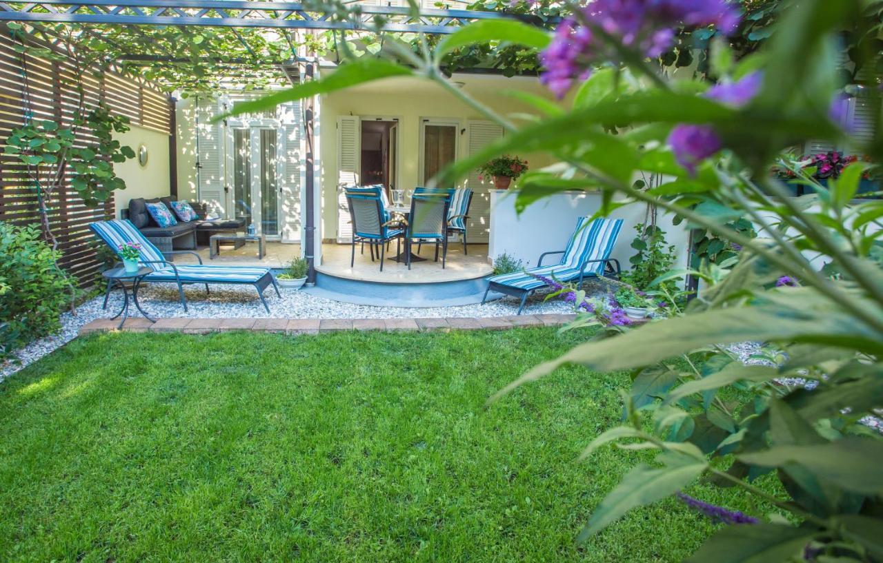 Apartment Bela Porec Esterno foto